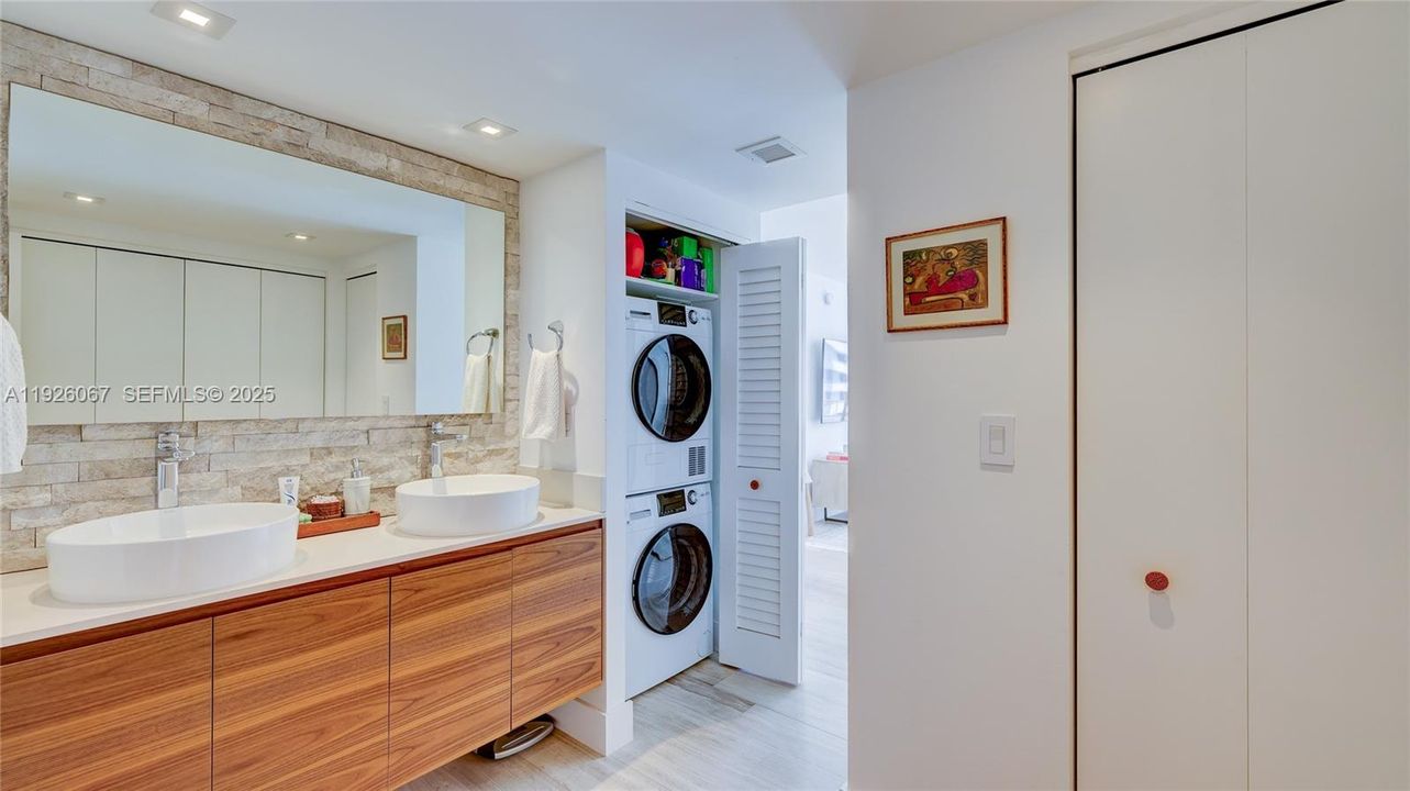 For Rent: $6,750 (2 beds, 2 baths, 1260 Square Feet)