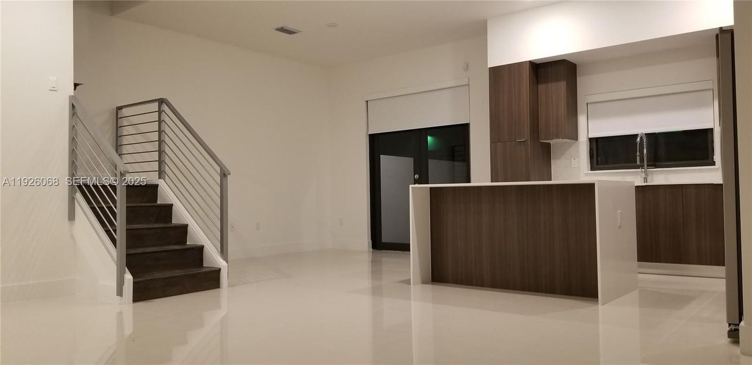 For Rent: $3,800 (4 beds, 3 baths, 1774 Square Feet)