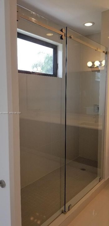 For Rent: $3,800 (4 beds, 3 baths, 1774 Square Feet)