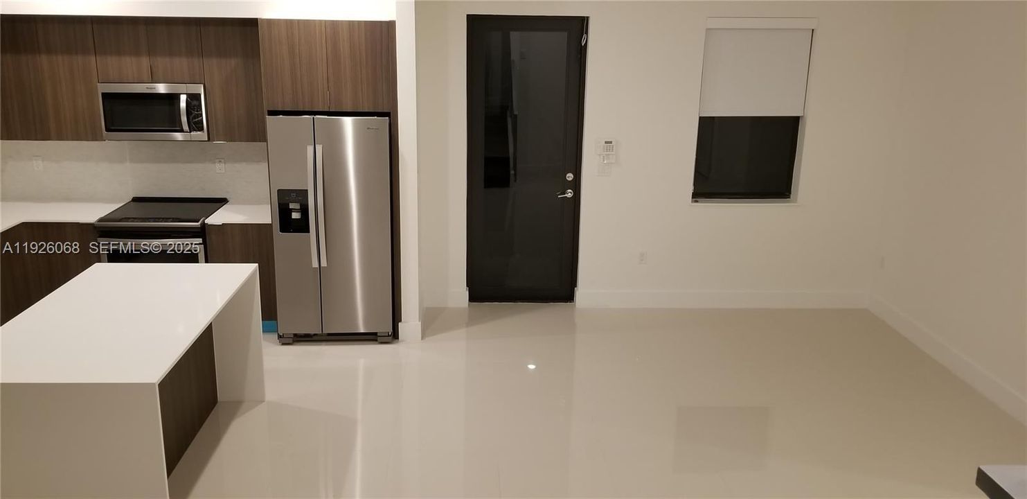 For Rent: $3,800 (4 beds, 3 baths, 1774 Square Feet)