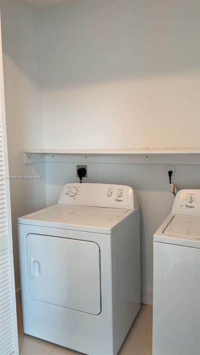 For Rent: $3,800 (4 beds, 3 baths, 1774 Square Feet)