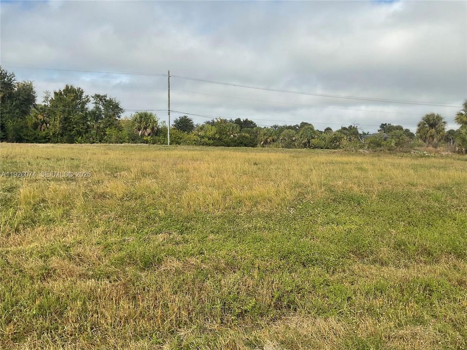 На продажу: $50,000 (0.33 acres)