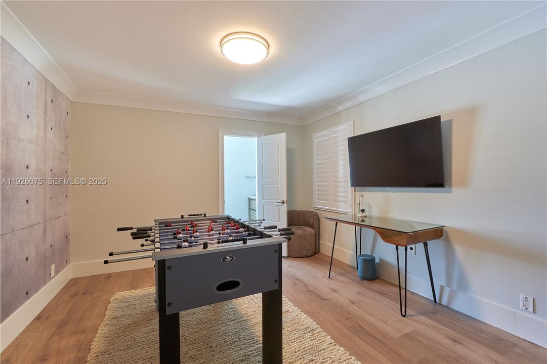 En Venta: $3,500,000 (3 camas, 3 baños, 2466 Pies cuadrados)