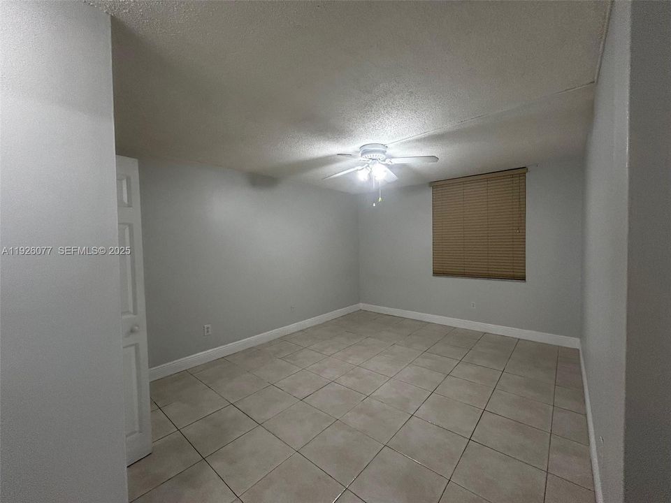 В аренду: $1,900 (1 спален, 1 ванн, 614 Квадратных фут)