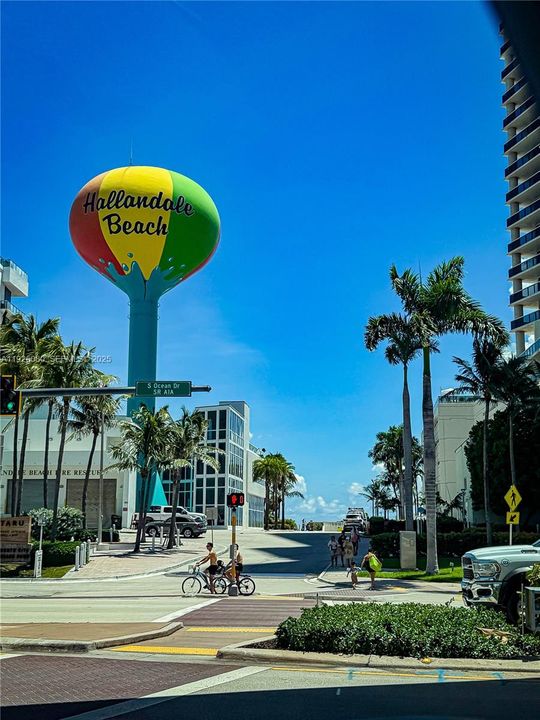 For Sale: $465,000 (2 beds, 2 baths, 1222 Square Feet)