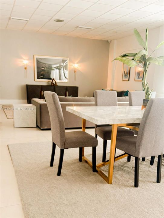 For Sale: $465,000 (2 beds, 2 baths, 1222 Square Feet)