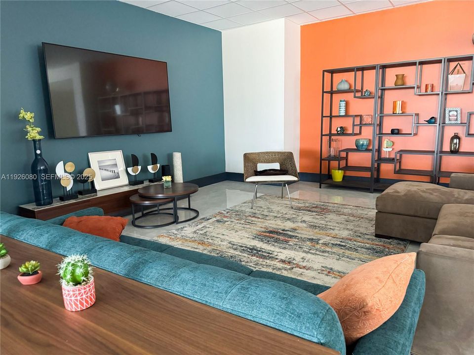 For Sale: $465,000 (2 beds, 2 baths, 1222 Square Feet)