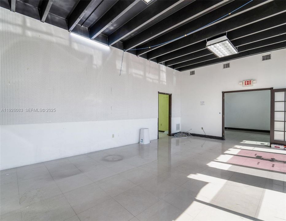 На продажу: $1,400,000 (0 спален, 0 ванн, 0 Квадратных фут)