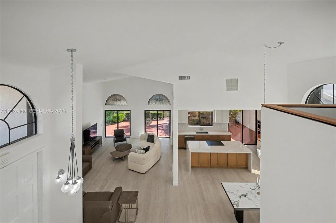 For Rent: $6,000 (3 beds, 2 baths, 2310 Square Feet)