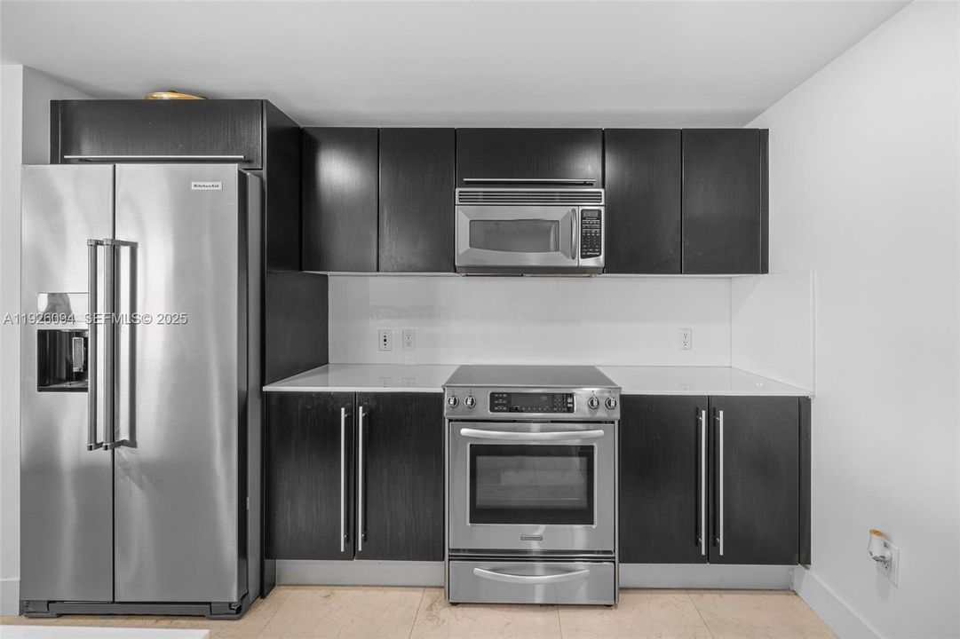 En Venta: $995,000 (2 camas, 2 baños, 1508 Pies cuadrados)