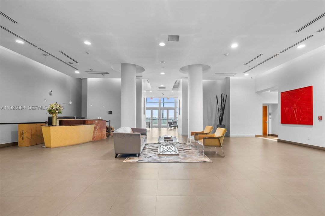 En Venta: $995,000 (2 camas, 2 baños, 1508 Pies cuadrados)