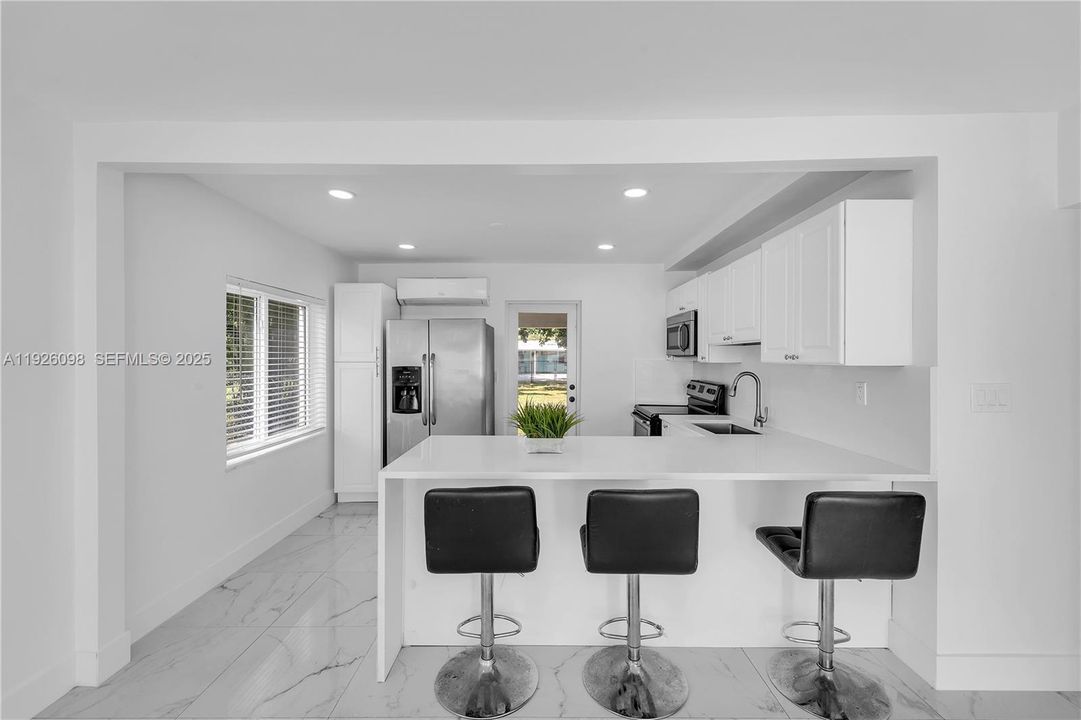 На продажу: $463,000 (2 спален, 1 ванн, 862 Квадратных фут)