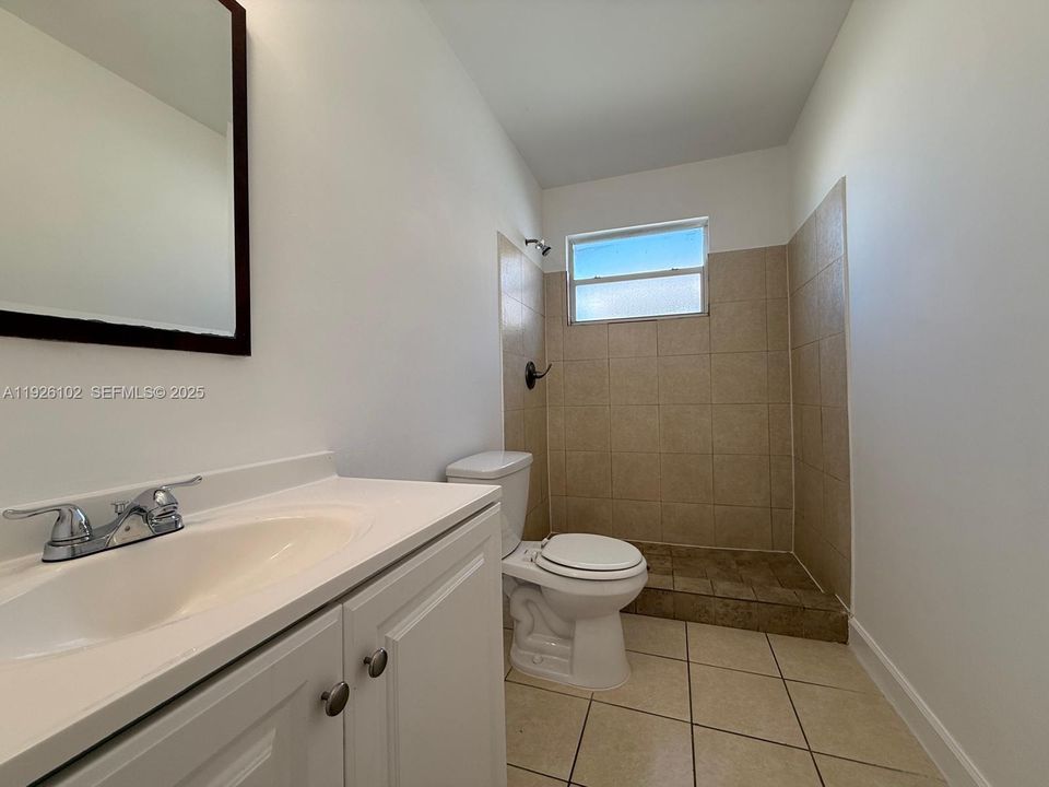 For Sale: $405,000 (2 beds, 2 baths, 1438 Square Feet)
