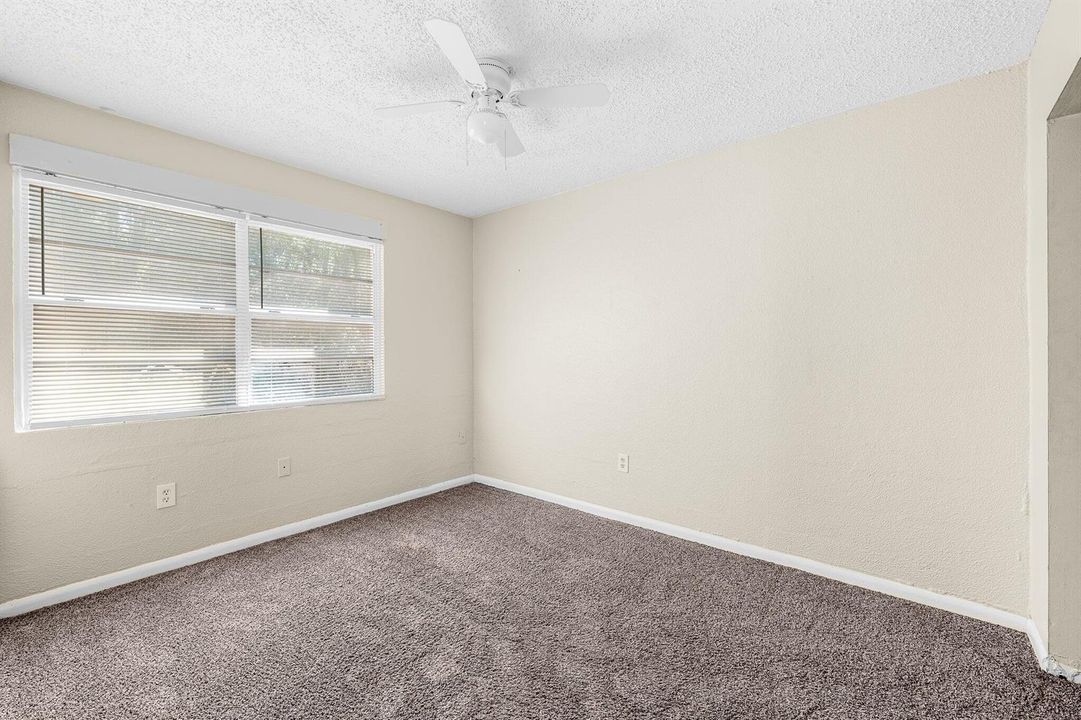 12-3510 St John St_11