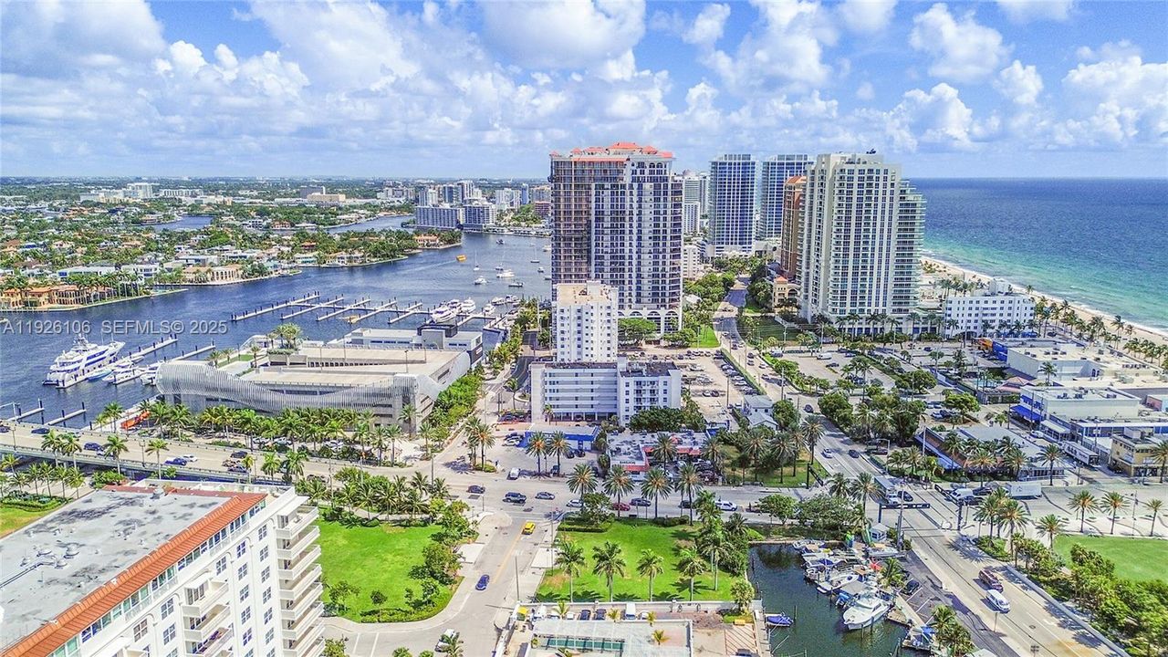 出租: $3,700 (2 贝兹, 1 浴室, 756 平方英尺)