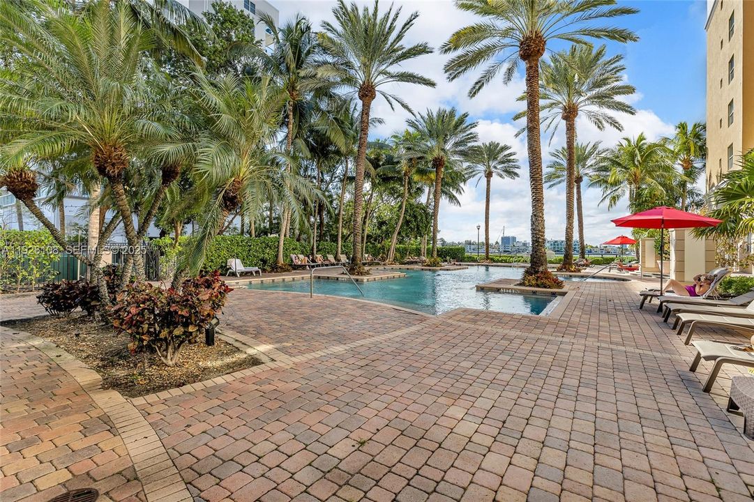 На продажу: $315,000 (1 спален, 1 ванн, 673 Квадратных фут)