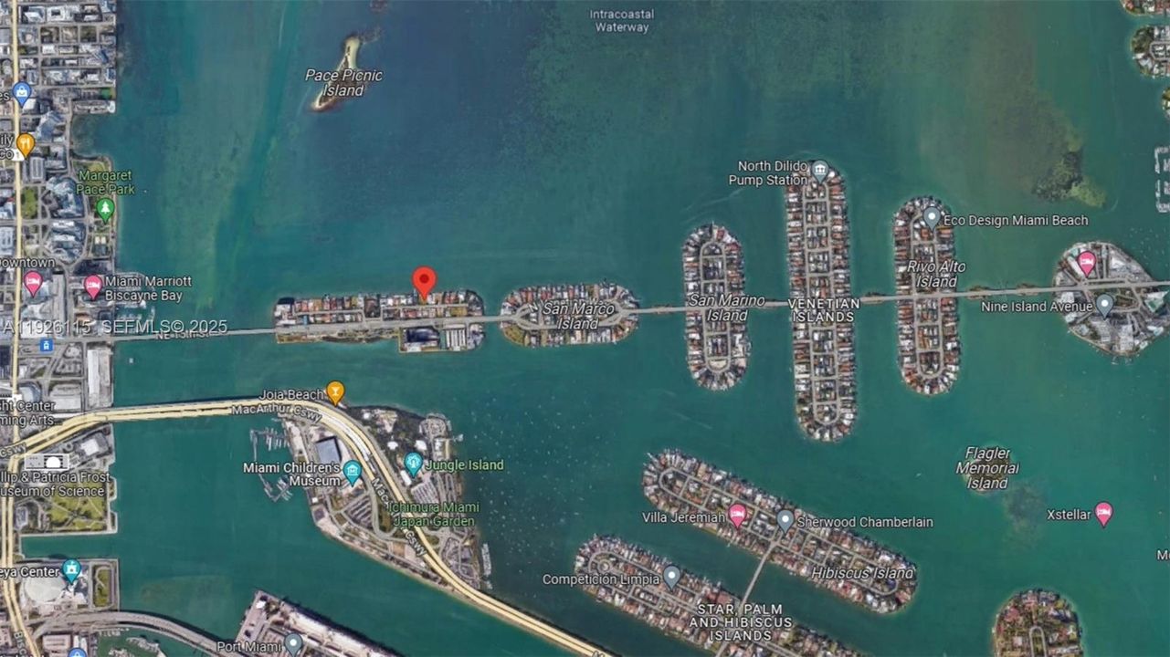 На продажу: $18,990,000 (6 спален, 6 ванн, 6452 Квадратных фут)