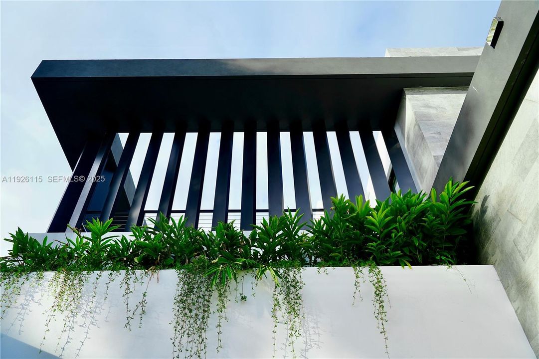 На продажу: $18,990,000 (6 спален, 6 ванн, 6452 Квадратных фут)