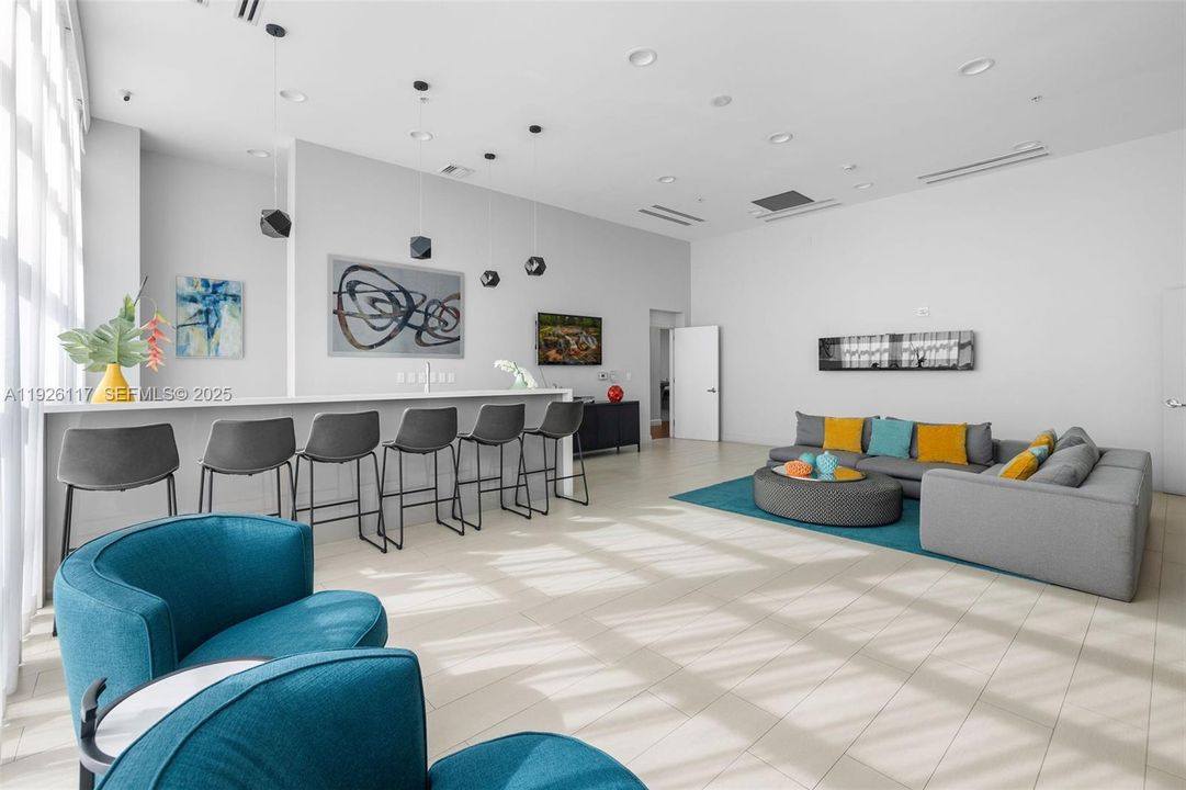 For Rent: $6,500 (2 beds, 2 baths, 1508 Square Feet)