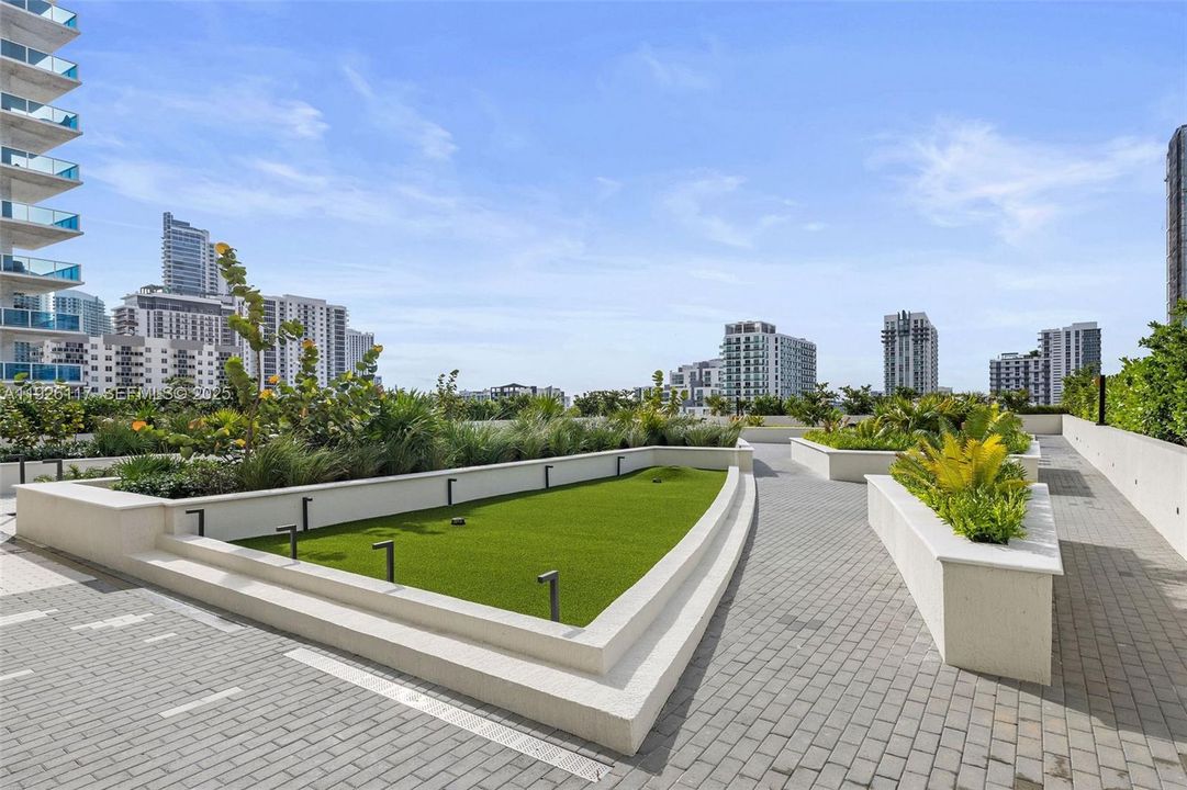 For Rent: $6,500 (2 beds, 2 baths, 1508 Square Feet)