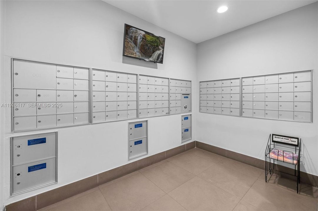 For Rent: $6,500 (2 beds, 2 baths, 1508 Square Feet)