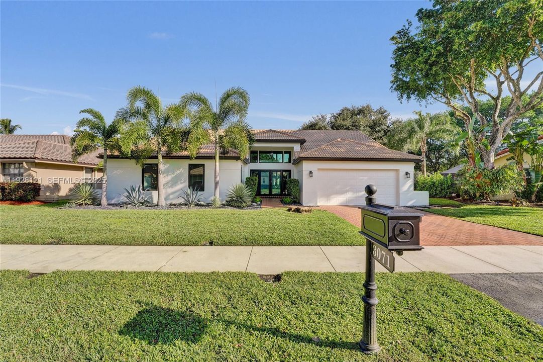 待售: $948,500 (4 贝兹, 2 浴室, 2482 平方英尺)