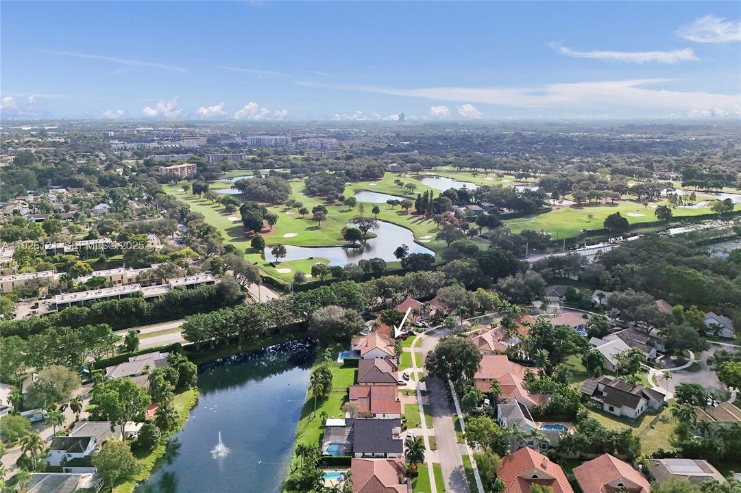 待售: $948,500 (4 贝兹, 2 浴室, 2482 平方英尺)