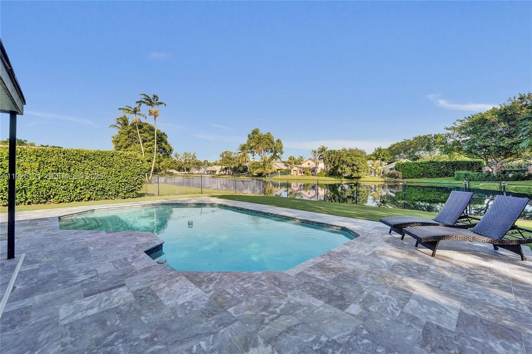 待售: $948,500 (4 贝兹, 2 浴室, 2482 平方英尺)