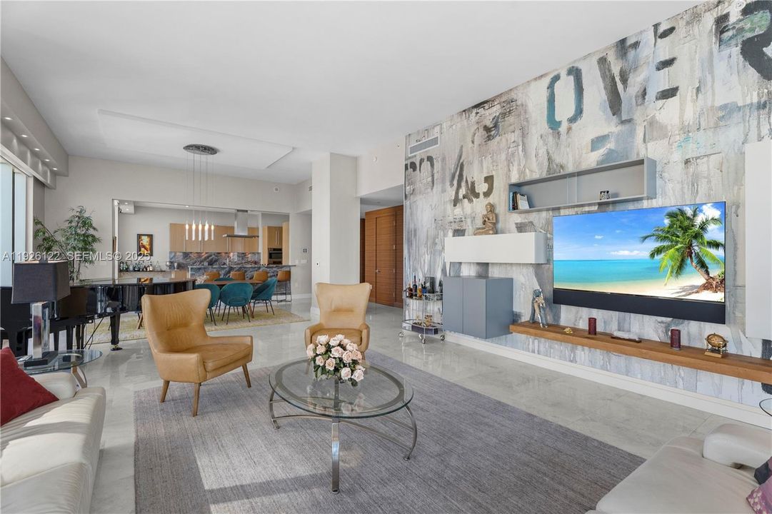 待售: $2,900,000 (2 贝兹, 2 浴室, 2377 平方英尺)