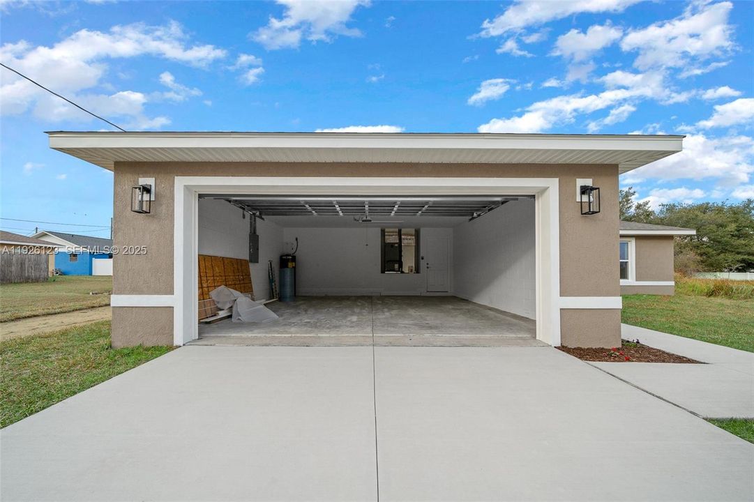 На продажу: $0 (3 спален, 2 ванн, 1484 Квадратных фут)