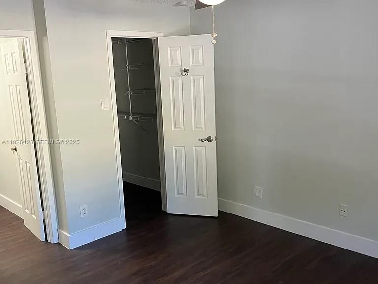 For Rent: $2,300 (2 beds, 2 baths, 1090 Square Feet)
