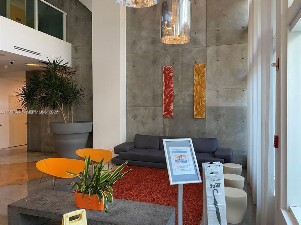 В аренду: $2,750 (2 спален, 2 ванн, 1056 Квадратных фут)