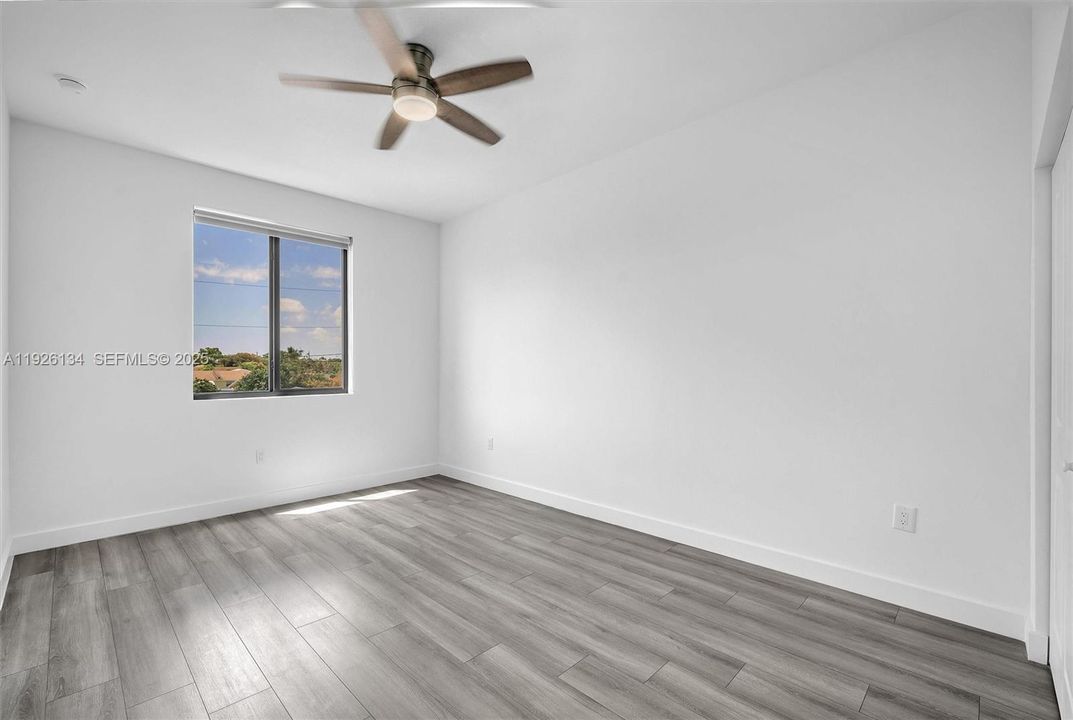 For Rent: $3,600 (3 beds, 2 baths, 1883 Square Feet)