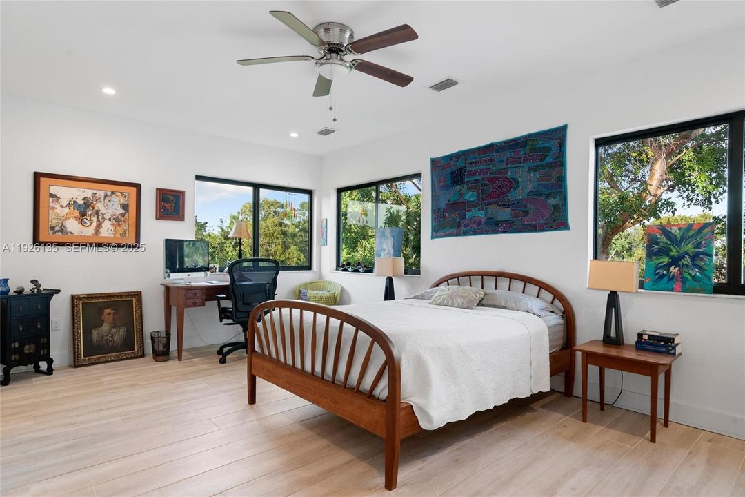 На продажу: $999,000 (3 спален, 2 ванн, 0 Квадратных фут)