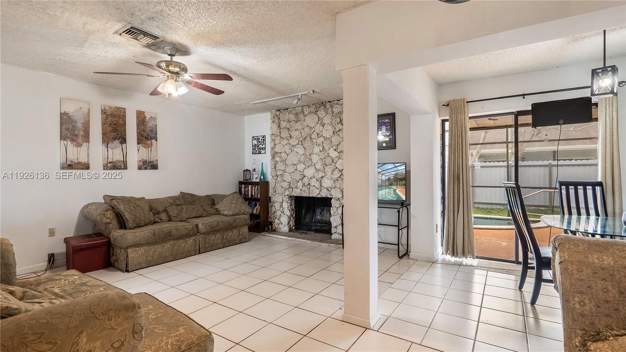 For Sale: $589,990 (3 beds, 2 baths, 1508 Square Feet)