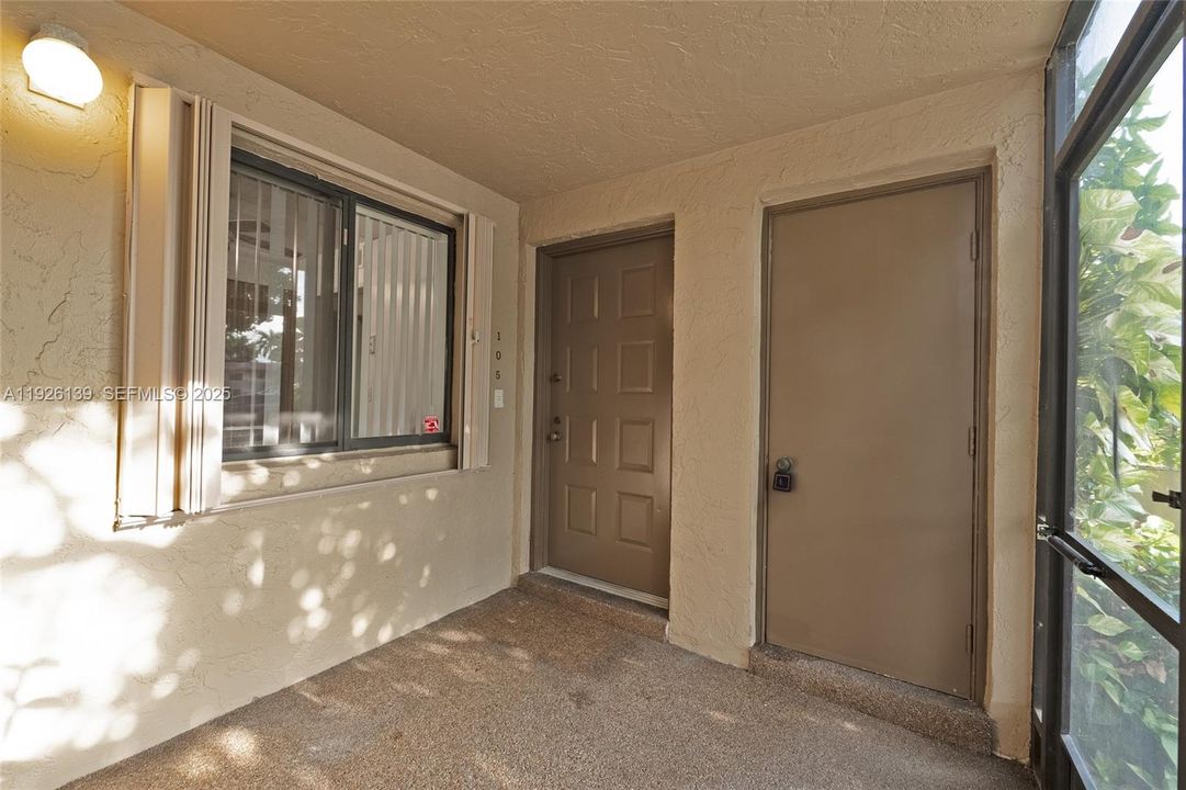 For Sale: $240,000 (2 beds, 2 baths, 1256 Square Feet)