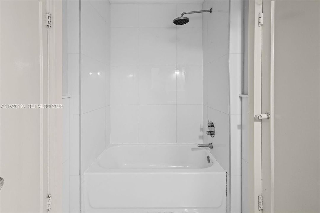 В аренду: $4,750 (3 спален, 2 ванн, 1635 Квадратных фут)