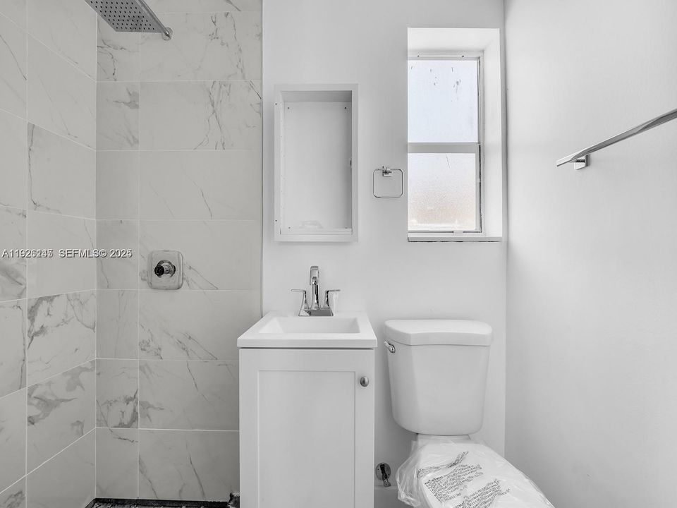 待售: $2,300,000 (0 贝兹, 0 浴室, 3690 平方英尺)