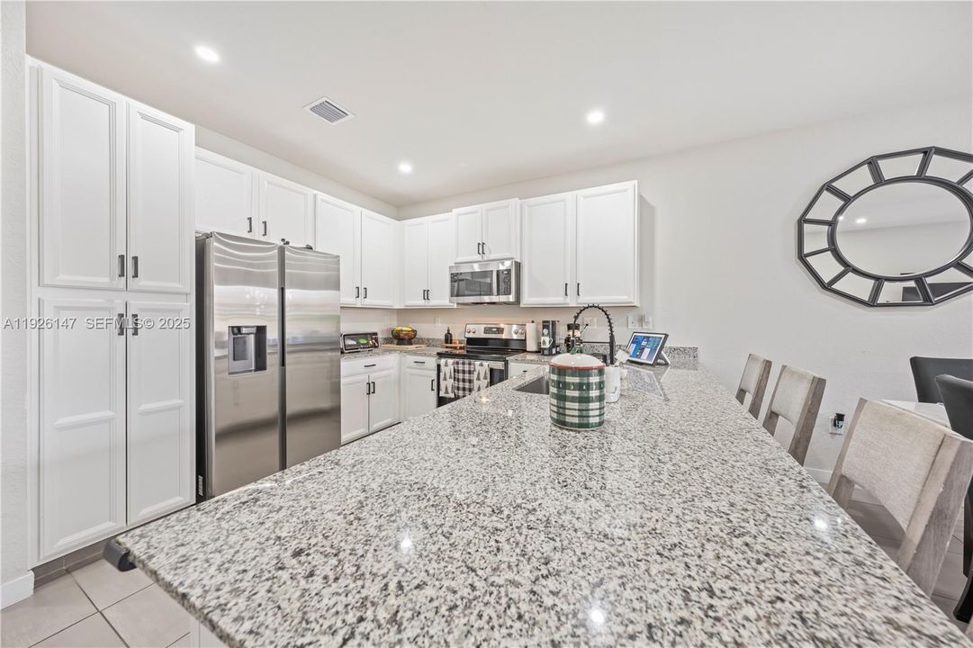 For Sale: $499,000 (3 beds, 2 baths, 1530 Square Feet)