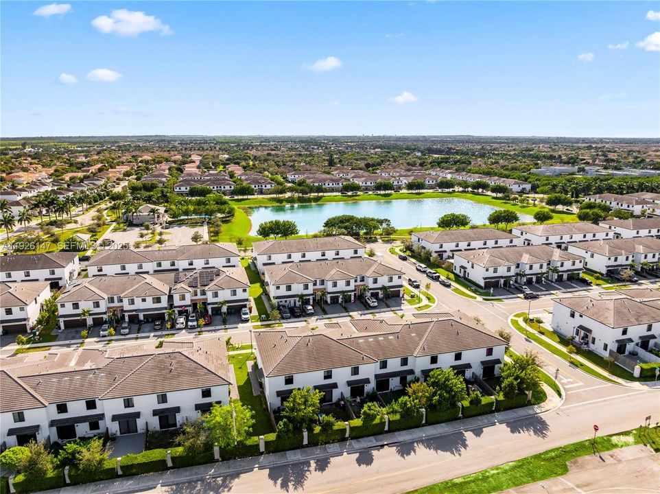 For Sale: $499,000 (3 beds, 2 baths, 1530 Square Feet)