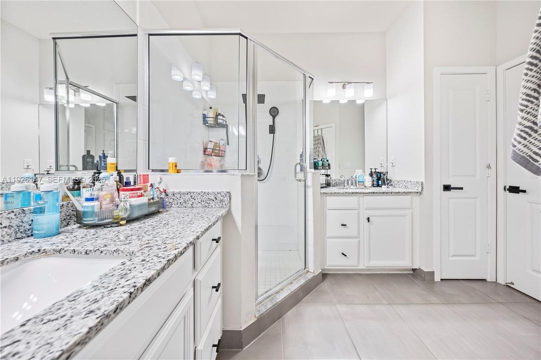 For Sale: $499,000 (3 beds, 2 baths, 1530 Square Feet)