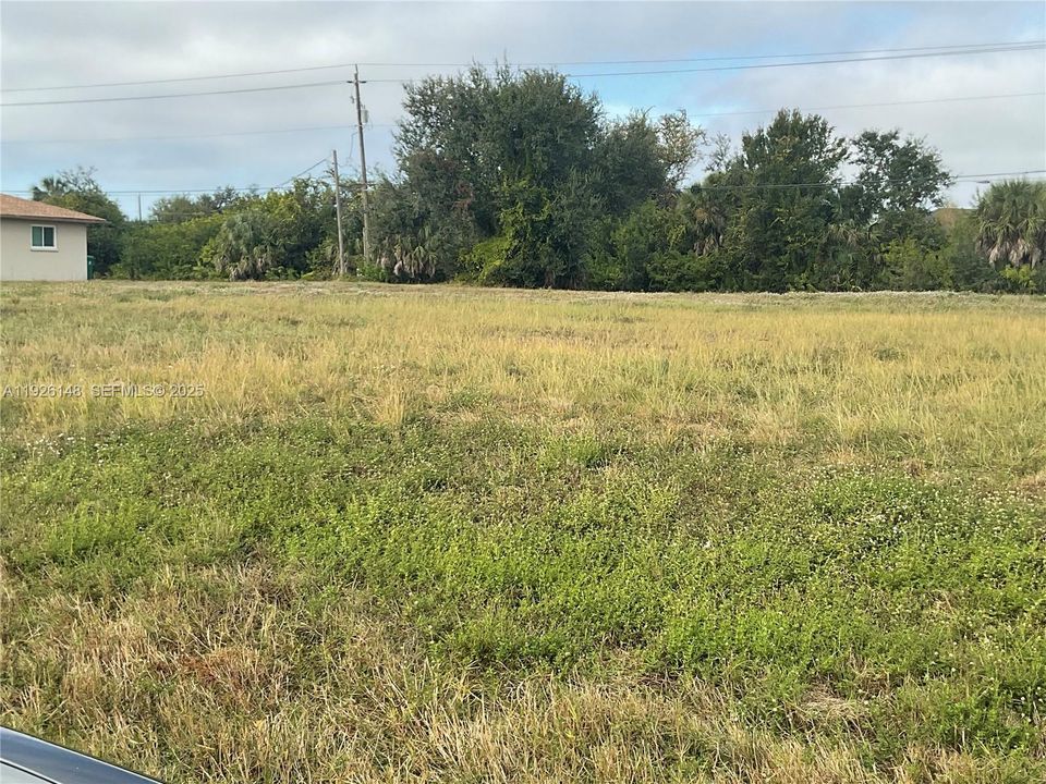 На продажу: $50,000 (0.33 acres)