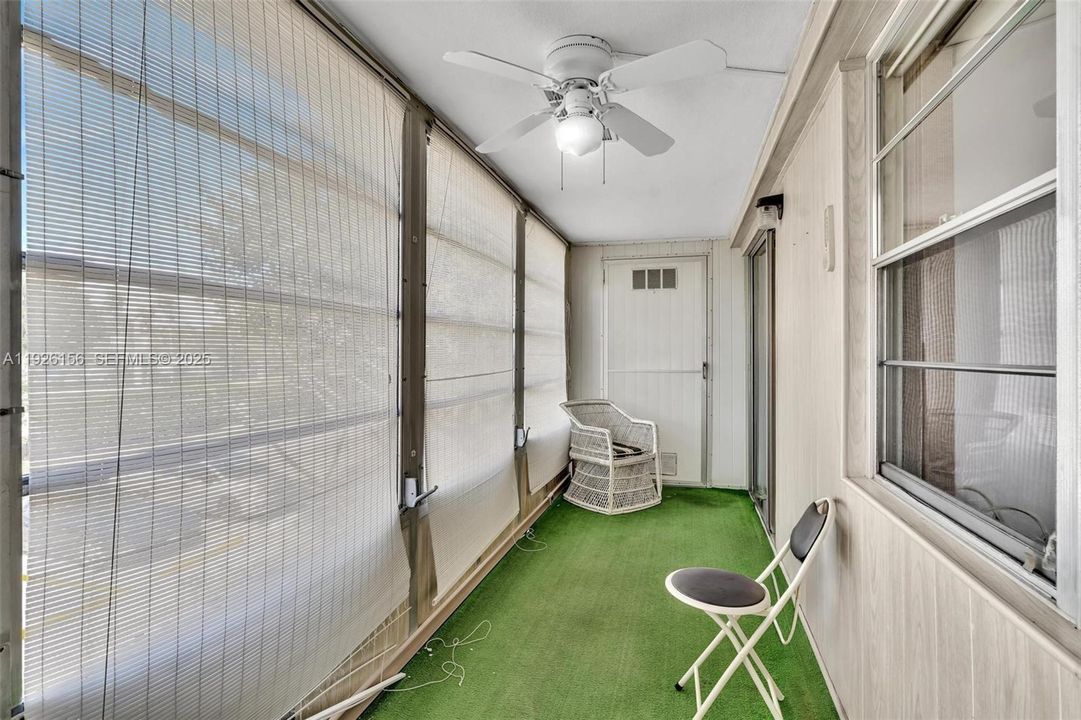 待售: $145,000 (2 贝兹, 1 浴室, 820 平方英尺)