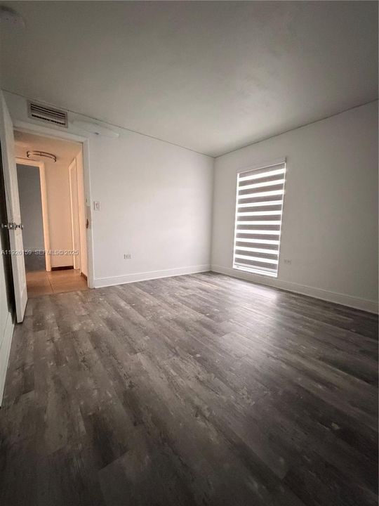 出租: $2,750 (2 贝兹, 2 浴室, 763 平方英尺)