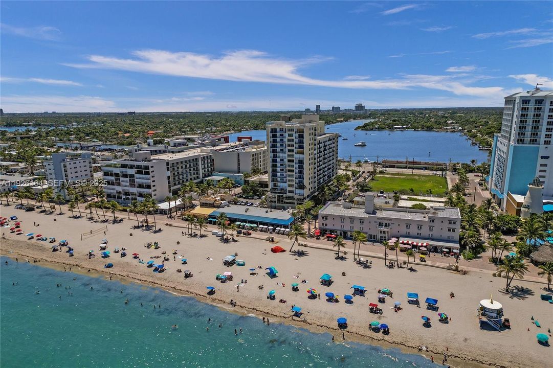 На продажу: $399,000 (1 спален, 1 ванн, 830 Квадратных фут)