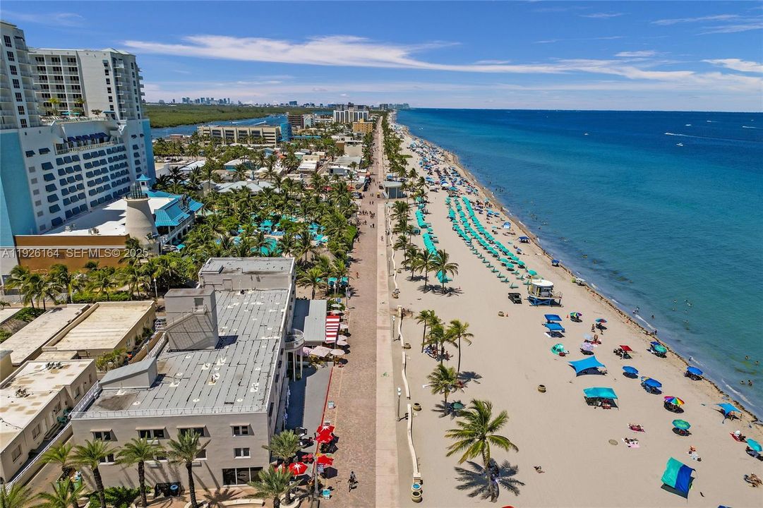 На продажу: $399,000 (1 спален, 1 ванн, 830 Квадратных фут)