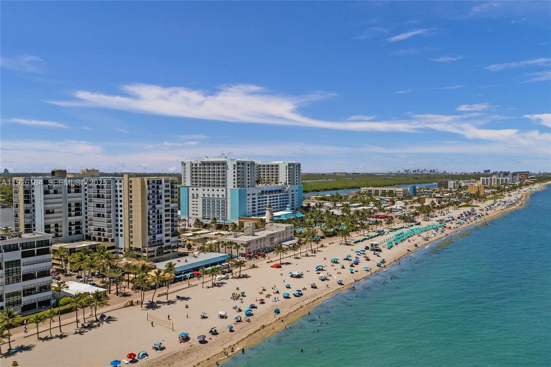 На продажу: $399,000 (1 спален, 1 ванн, 830 Квадратных фут)