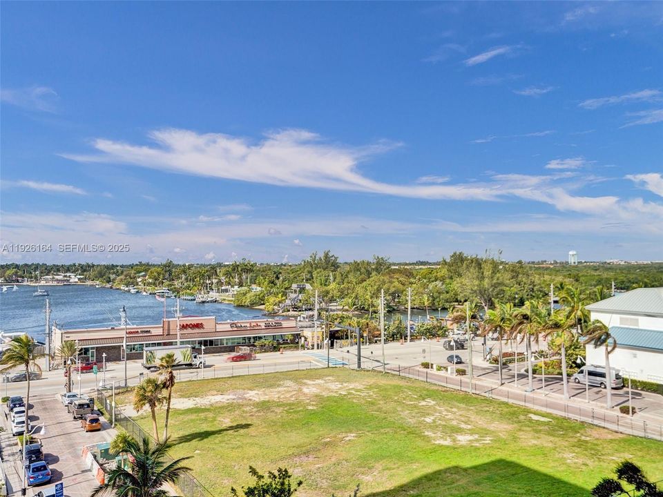 На продажу: $399,000 (1 спален, 1 ванн, 830 Квадратных фут)