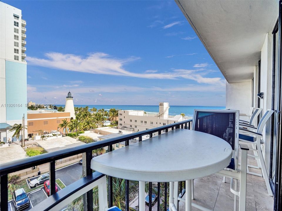 На продажу: $399,000 (1 спален, 1 ванн, 830 Квадратных фут)