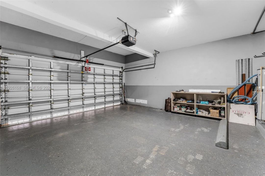 For Rent: $3,500 (4 beds, 2 baths, 1762 Square Feet)